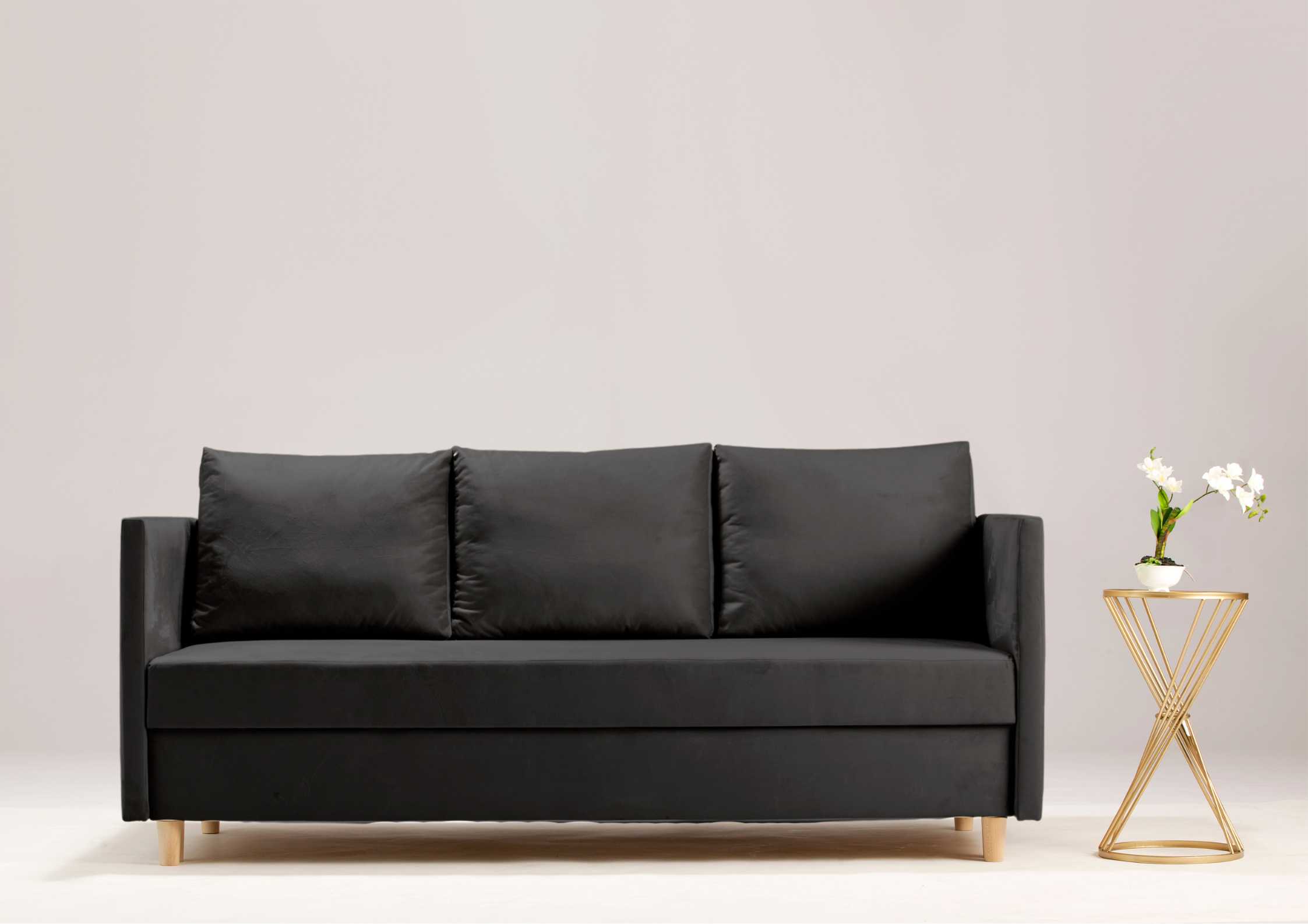 Mała sofa rozkładana w kolorze czarnym